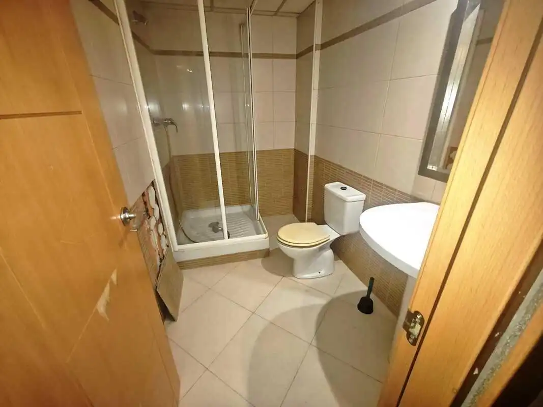 Badezimmer von Wohnungen zum Verkauf in Calatayud mit Klimaanlage
