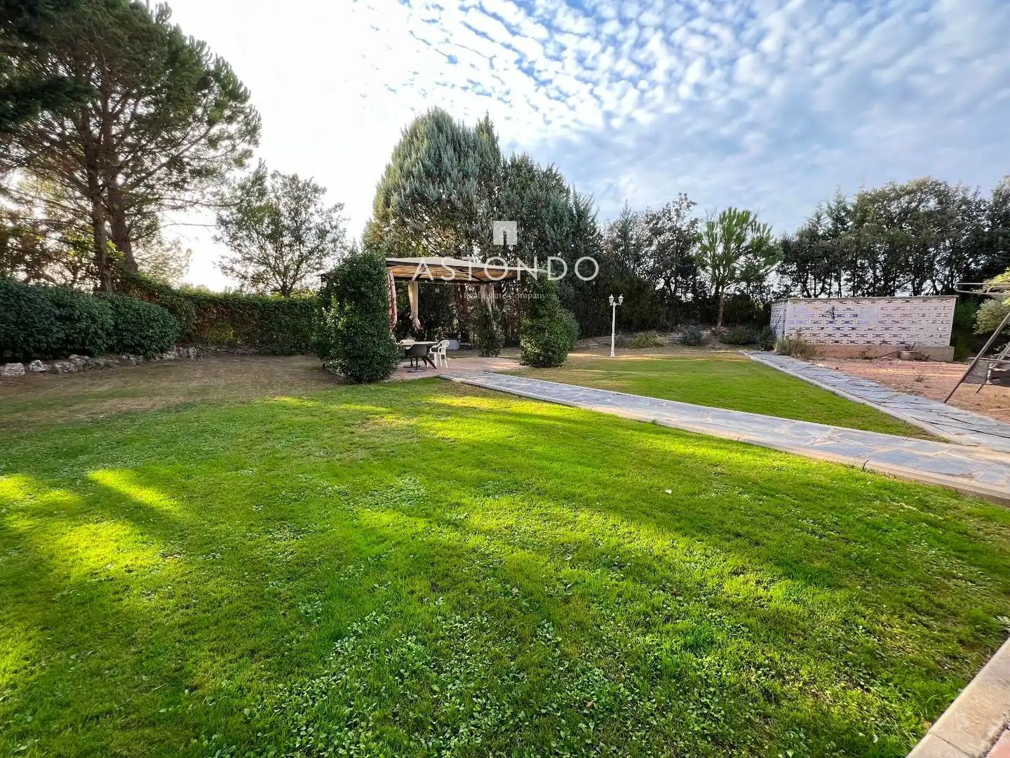 Casa o chalet de alquiler en Ciudalcampo con Calefacción, Jardín privado y Terraza