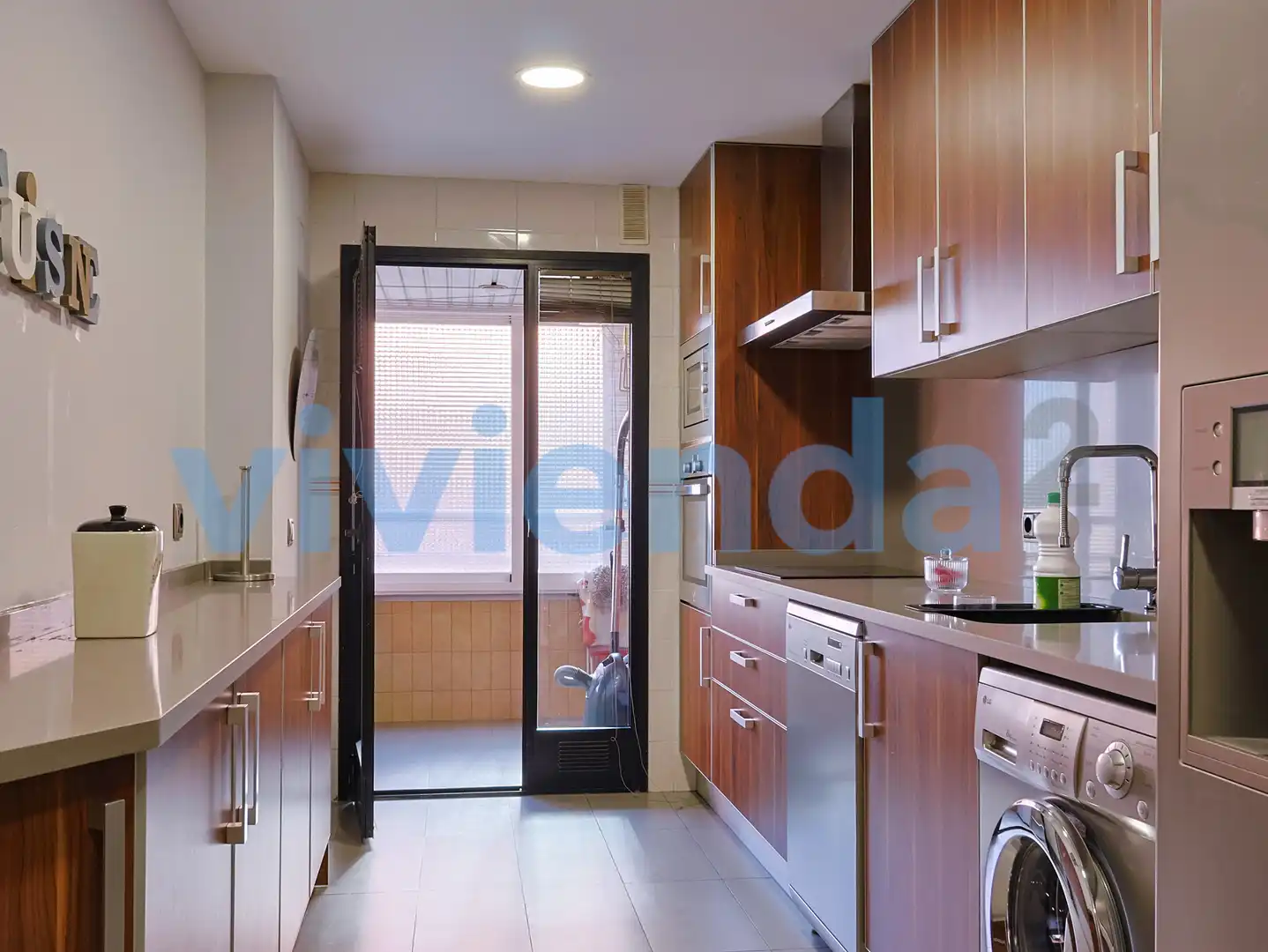 Kitchen of Flat for sale in Madrid  with Air Conditioner, Terrace and Swimming Pool