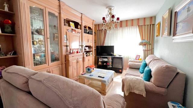 Casa adosada en Venta en Casco Histórico