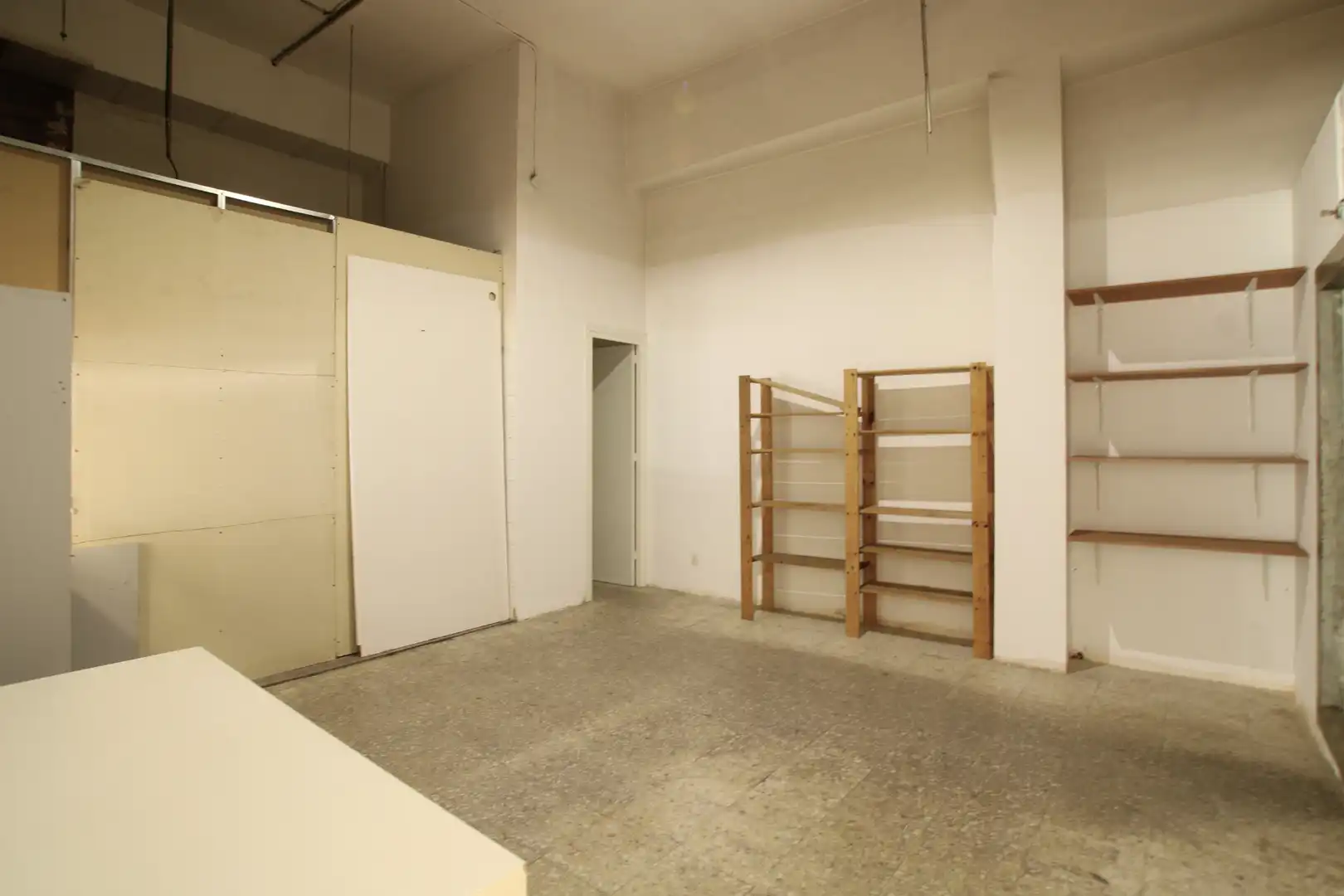 Local de alquiler en Argentona con Parquet