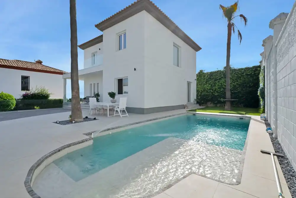 Casa o chalet en venta en El Faro de Calaburra - Chaparral