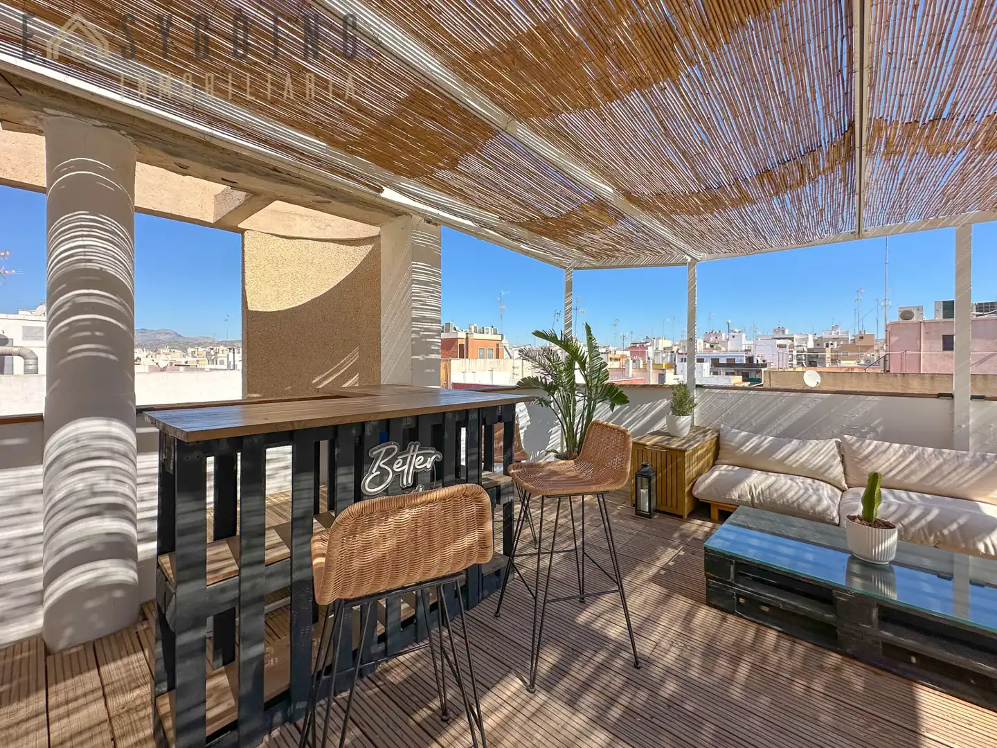 Terraza de Ático en venta en Elche / Elx con Aire acondicionado, Terraza y Amueblado