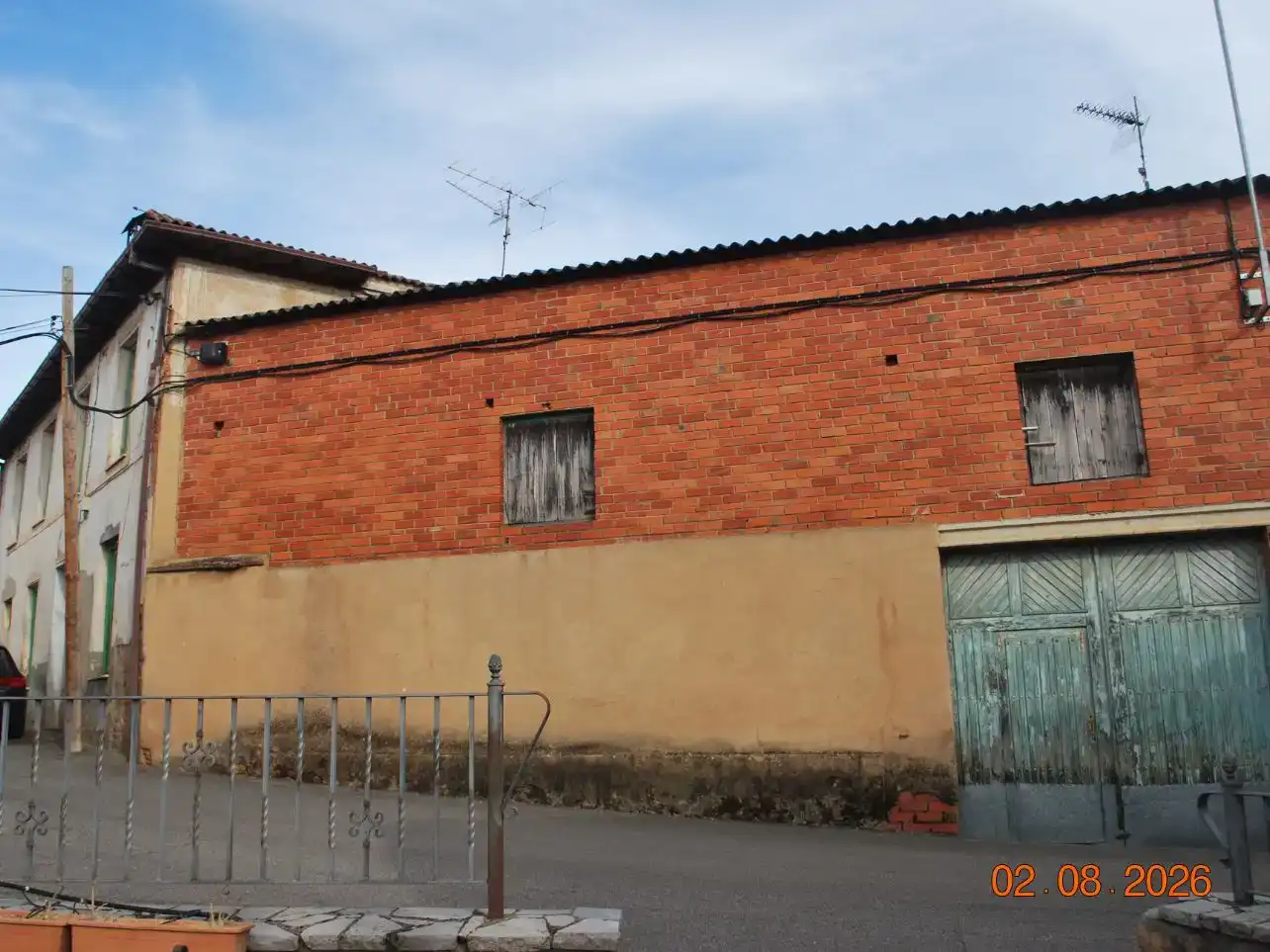 Vista exterior de Casa adosada en venda en Rioseco de Tapia, León