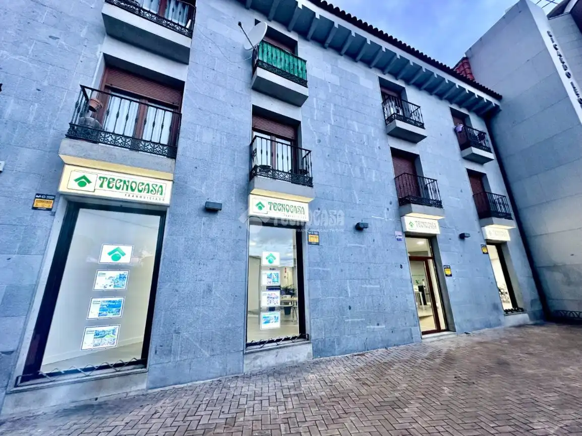 Vista exterior de Pis en venda en Galapagar amb Calefacció, Terrassa i Traster
