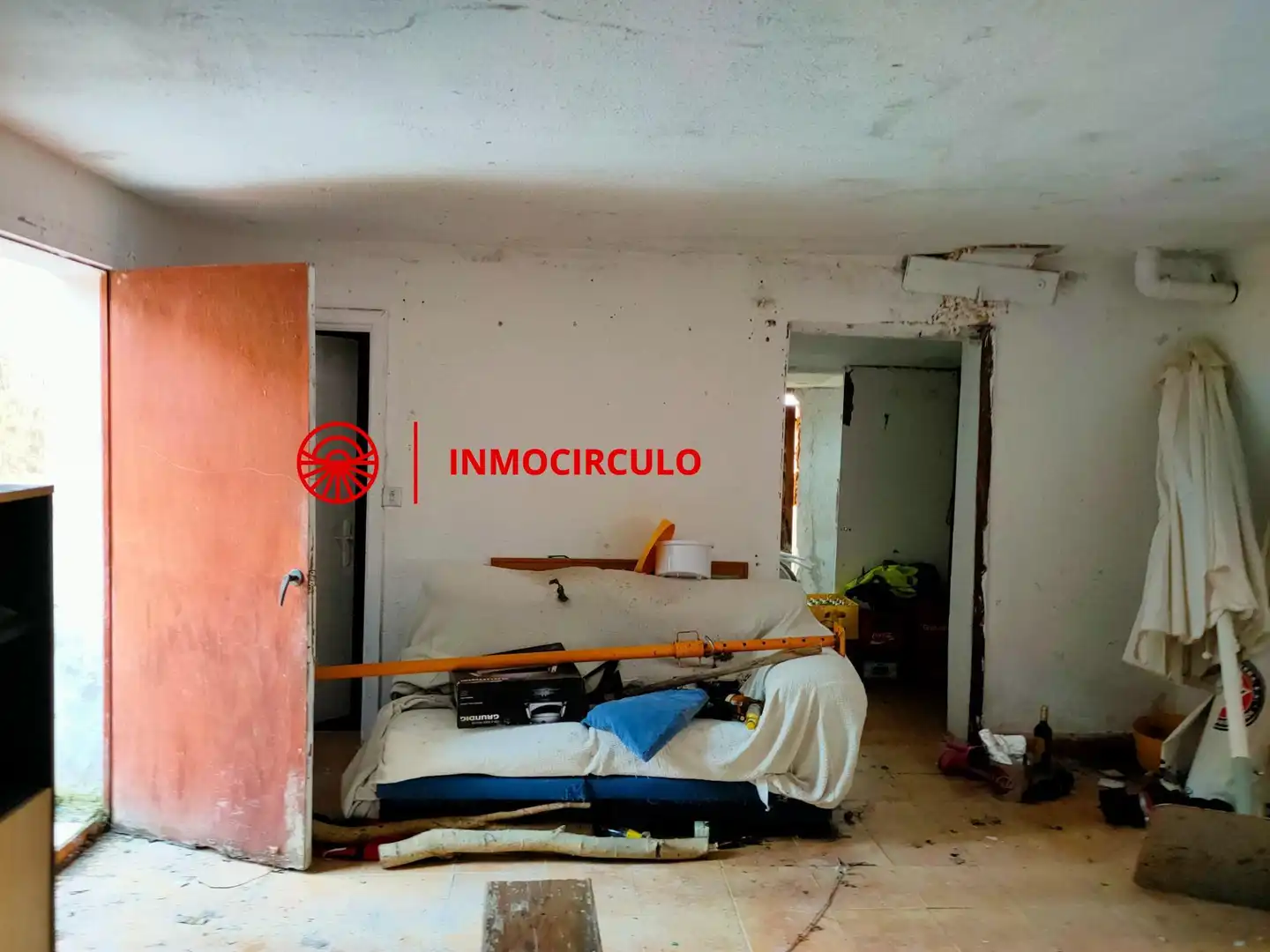 Country homes for sale in Briviesca  with Private garden and Swimming Pool