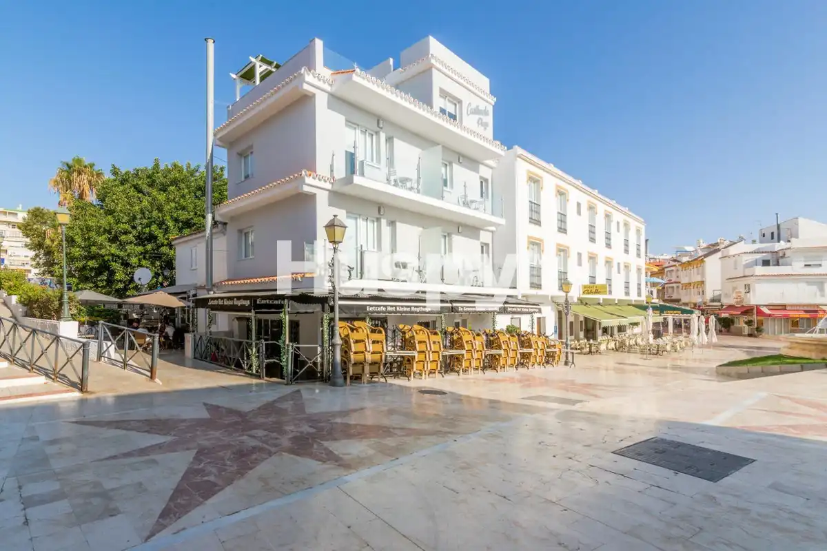 Mixed residential for sale in Calle Chiriva, imagen 2
