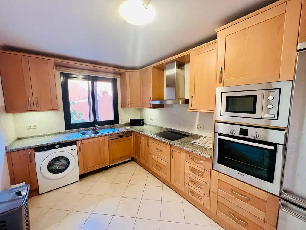 Apartamento de alquiler en CERRO ARTOLA, 11, La Quinta