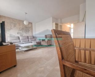 Living room of Flat for sale in  Granada Capital