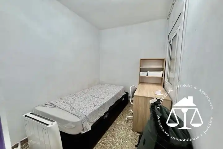 Habitación de Piso en venta en Barcelona con Aire acondicionado, Calefacción y Terraza