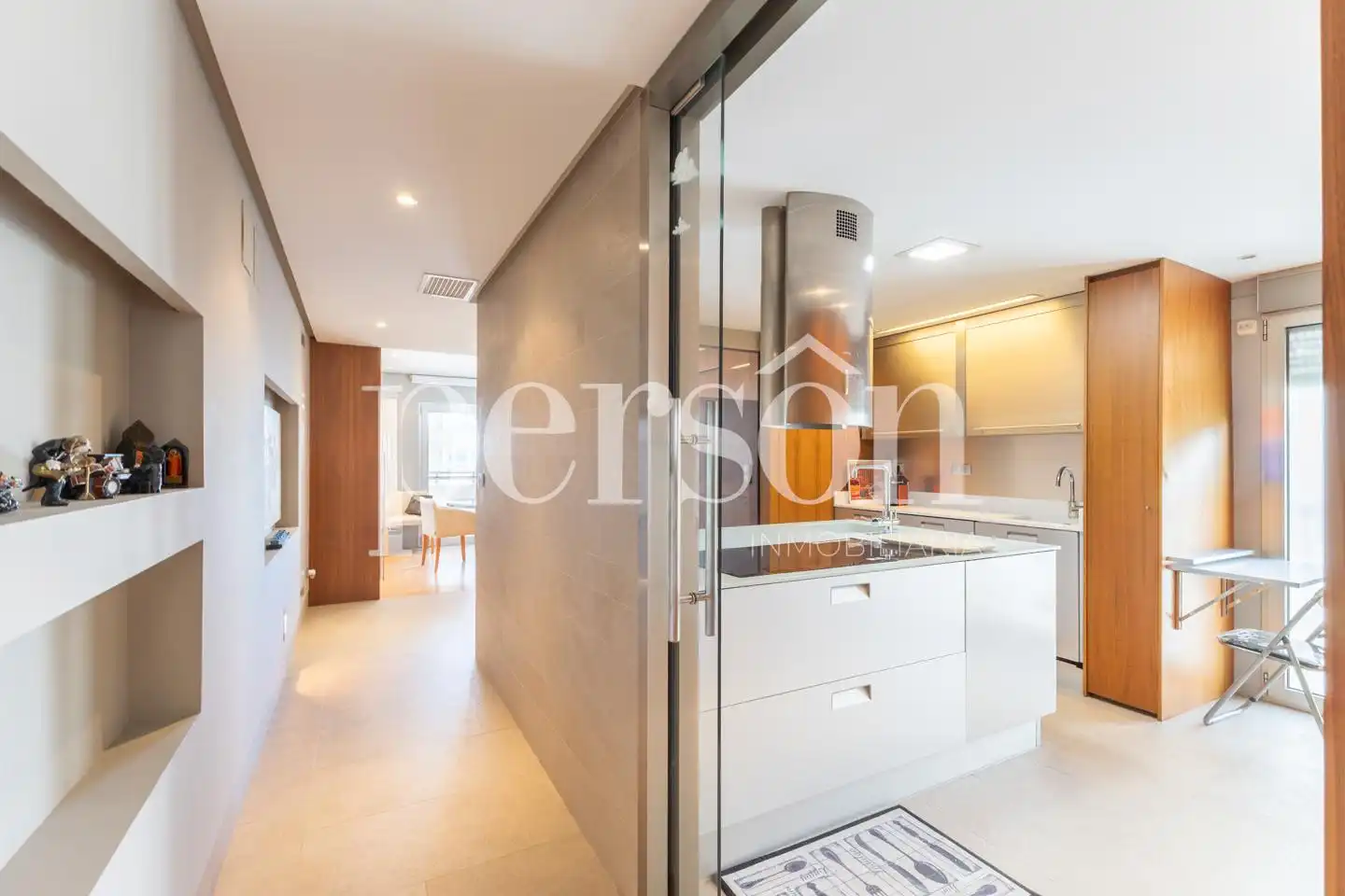 Penthouse with terrace to rent in L'Eixample, imagen 11