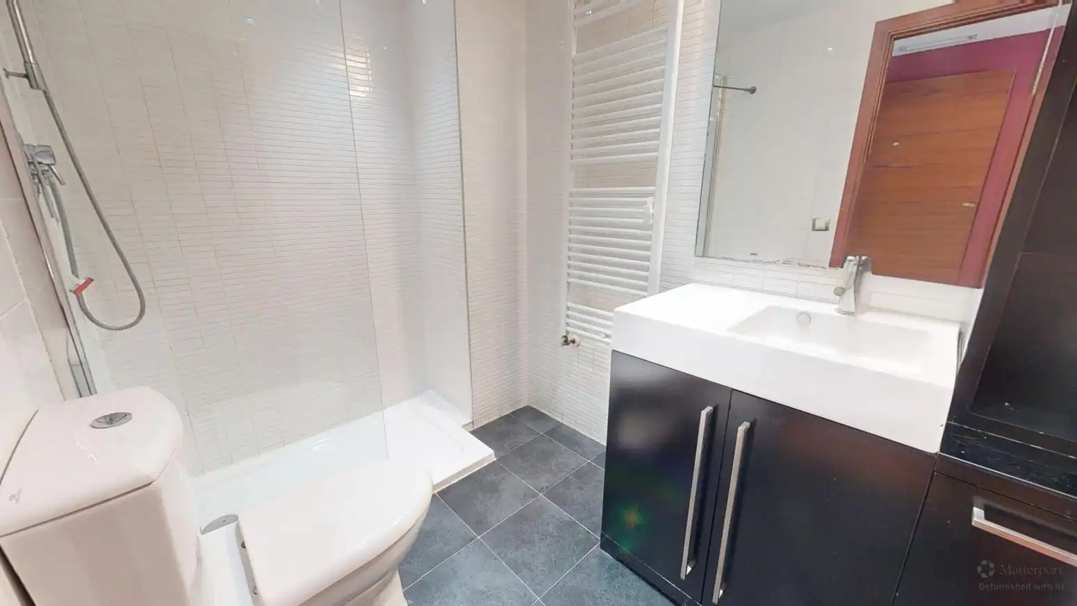 Bathroom of Flat for rent in Mislata  with Air Conditioner, Parquet flooring and Storage room