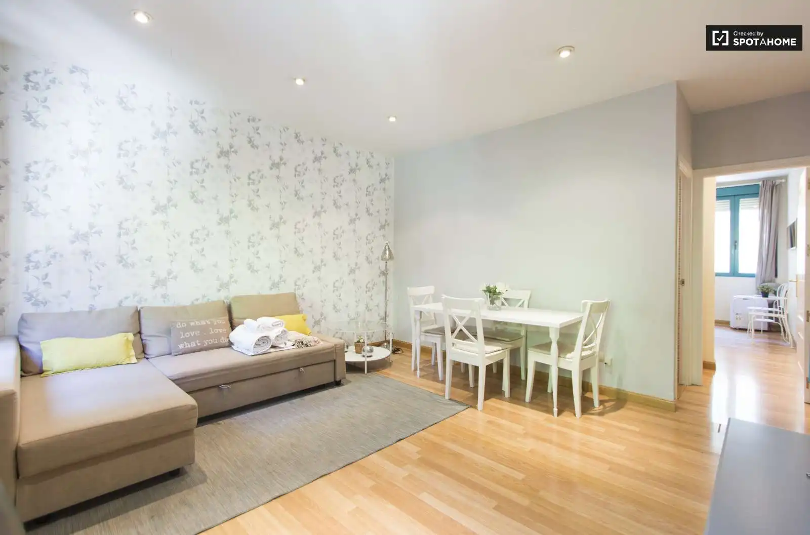 Sala d'estar de Apartament per a compartir en  Madrid Capital amb Aire condicionat, Calefacció i Terrassa