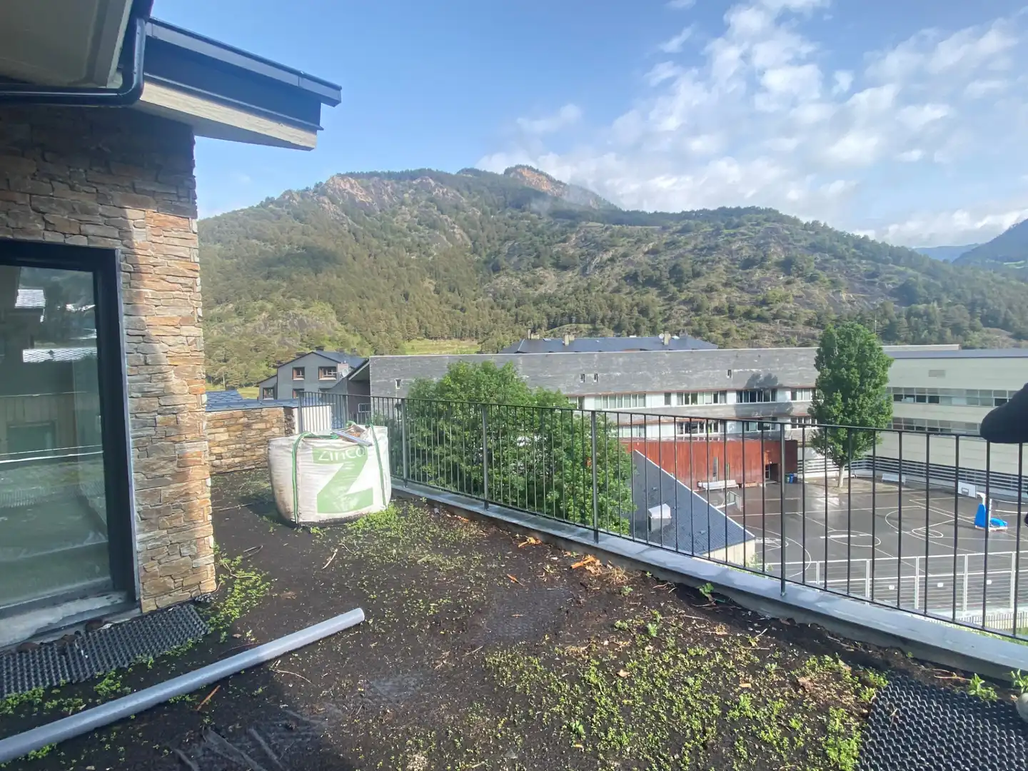 Terraza de Ático de alquiler en Ordino con Calefacción, Terraza y Horno