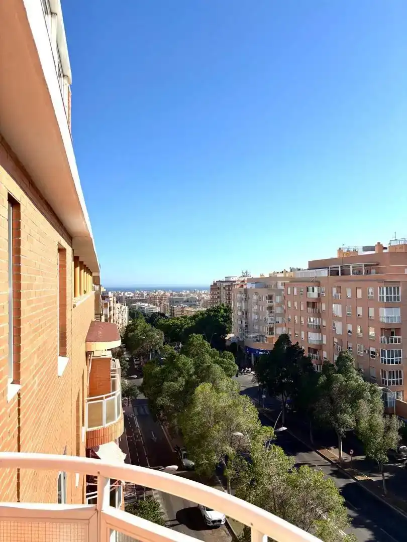 Exterior view of Flat for share in San Luis