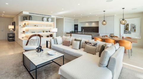 Foto 2 de Apartament en venda a Avenida Melvin Villaroel, 20, Puente Romano, Marbella