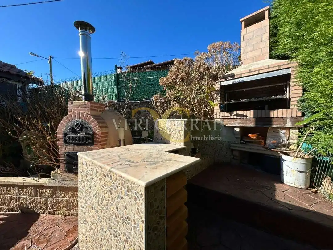 Vista exterior de Casa o chalet en venta en Llanes con Calefacción, Jardín privado y Terraza