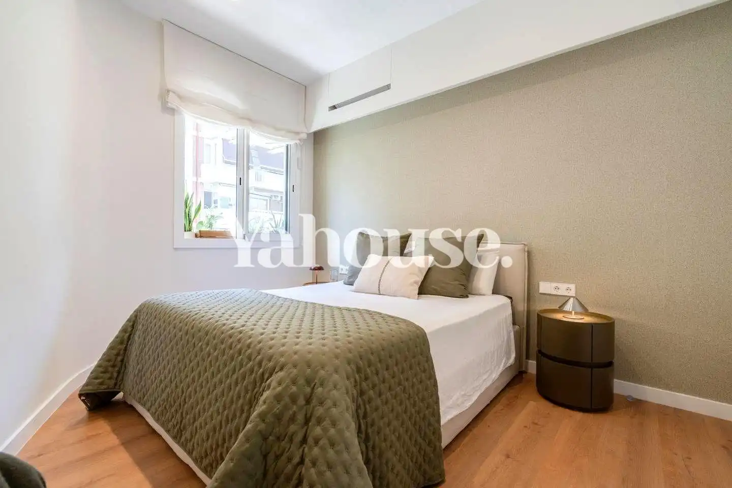 Dormitori de Pis en venda en Barcelona amb Aire condicionat, Parquet i Terrassa
