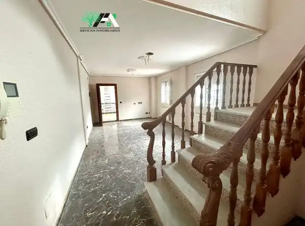 Casa amb piscina en venda a Calle Alcón, imagen 2