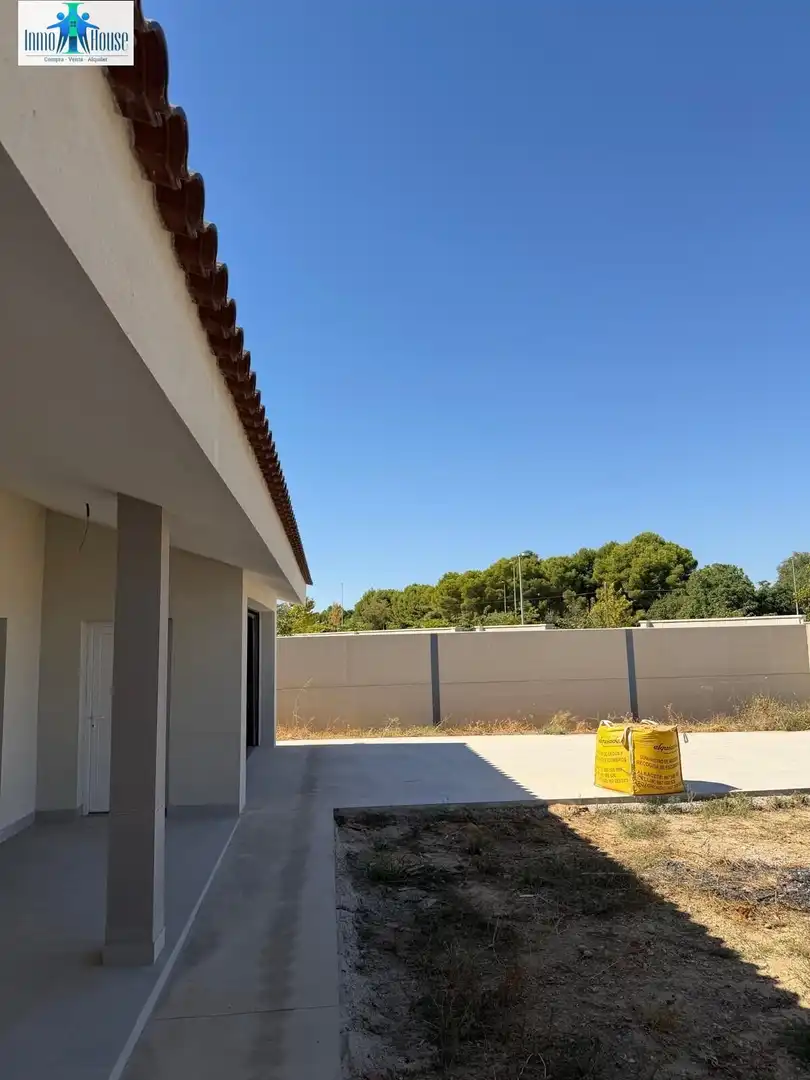 Villa mit Garten zum Verkauf in Pedanías - Extrarradio, imagen 13