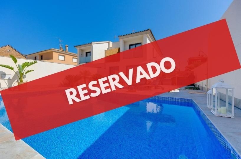 Swimming pool of House or chalet for sale in Torrevieja  with Private garden and Community pool