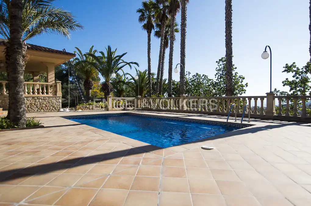 Piscina de Finca rústica en venda en Tarragona amb Aire condicionat, Calefacció i Jardí privat