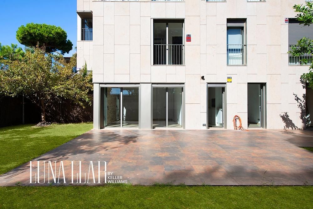 Terrassa de Planta baixa en venda en Gavà amb Aire condicionat, Calefacció i Jardí privat