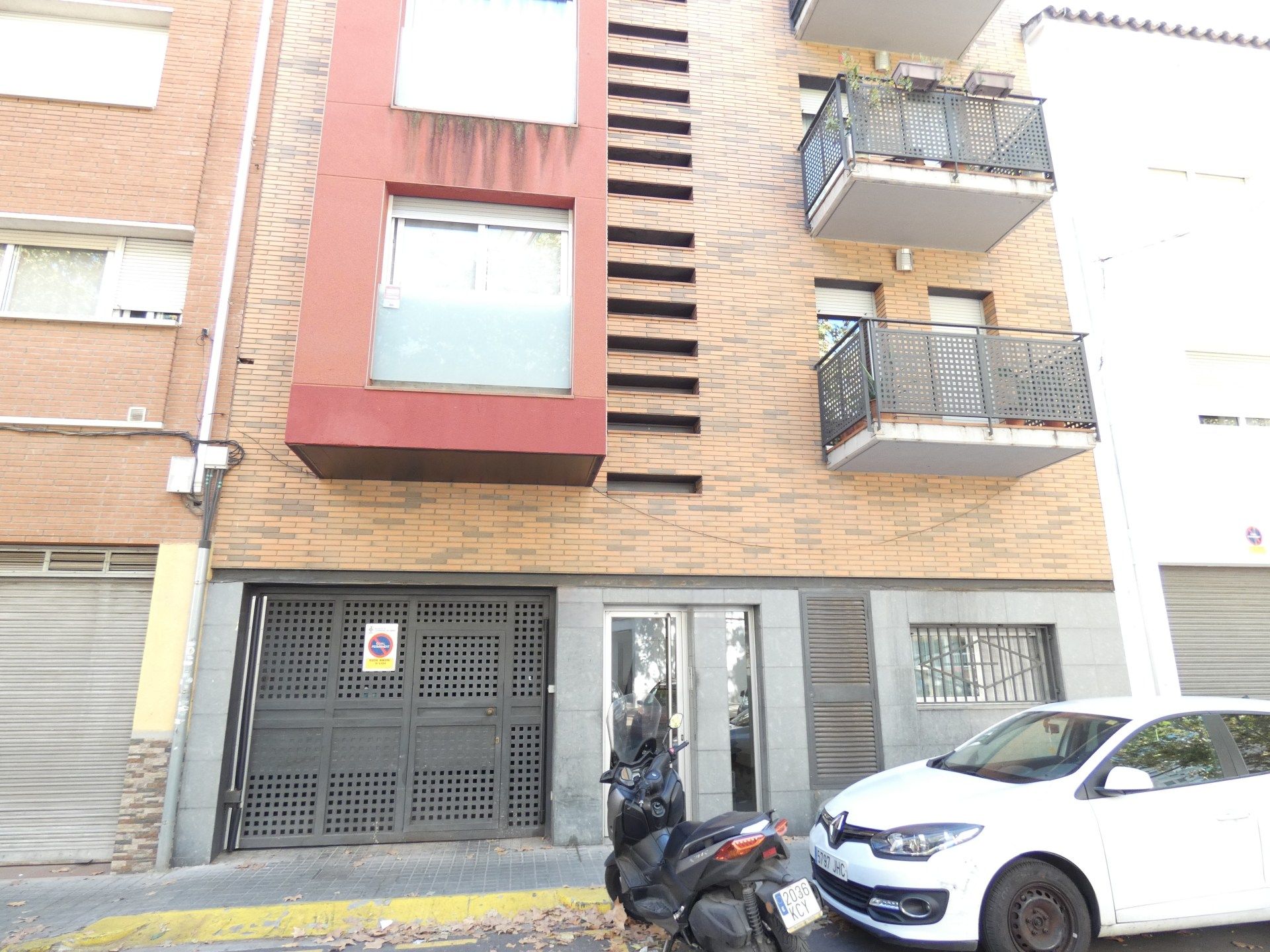 Exterior view of Box room for sale in Cerdanyola del Vallès