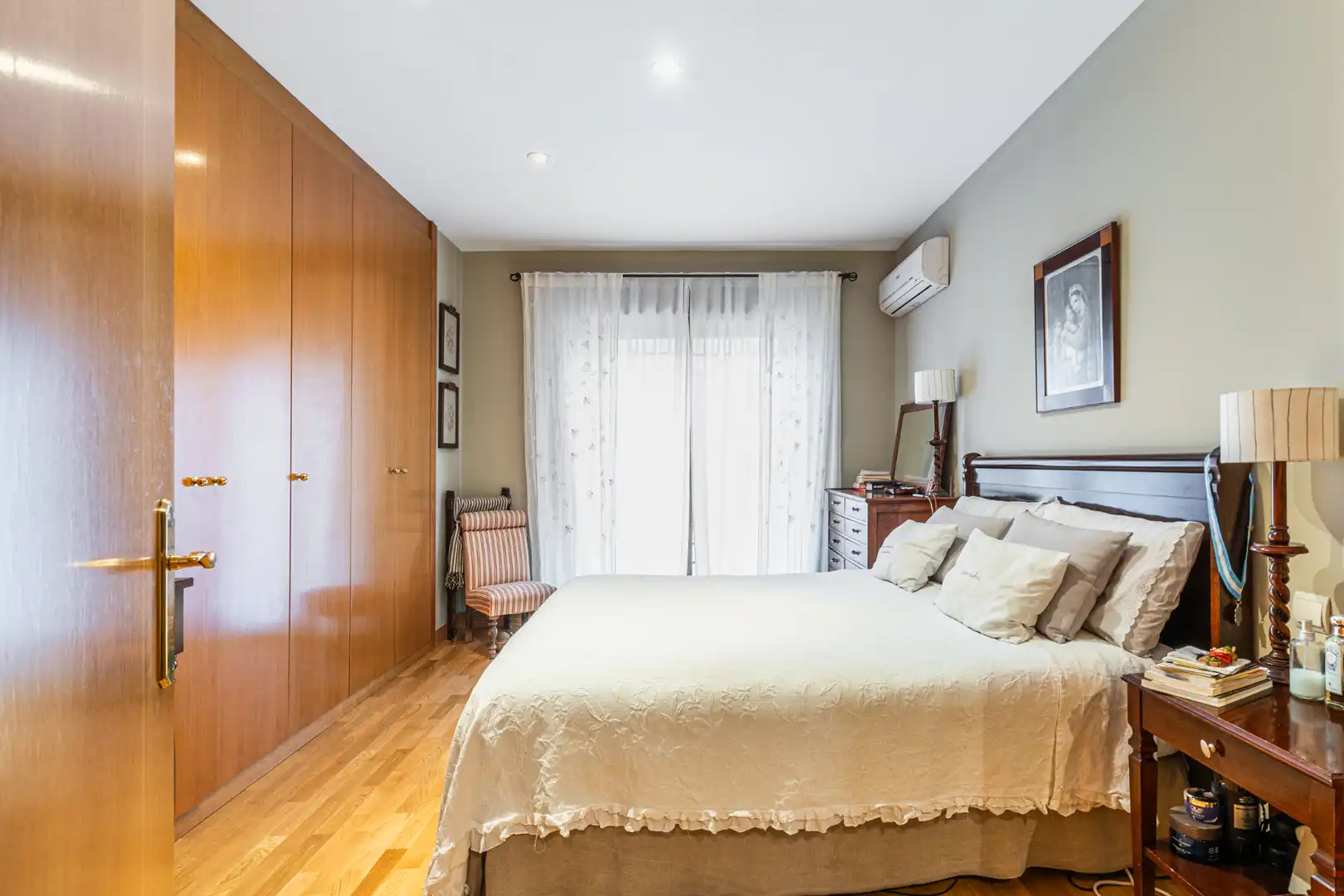 Habitación de Piso en venta en Las Rozas de Madrid con Aire acondicionado, Calefacción y Jardín privado