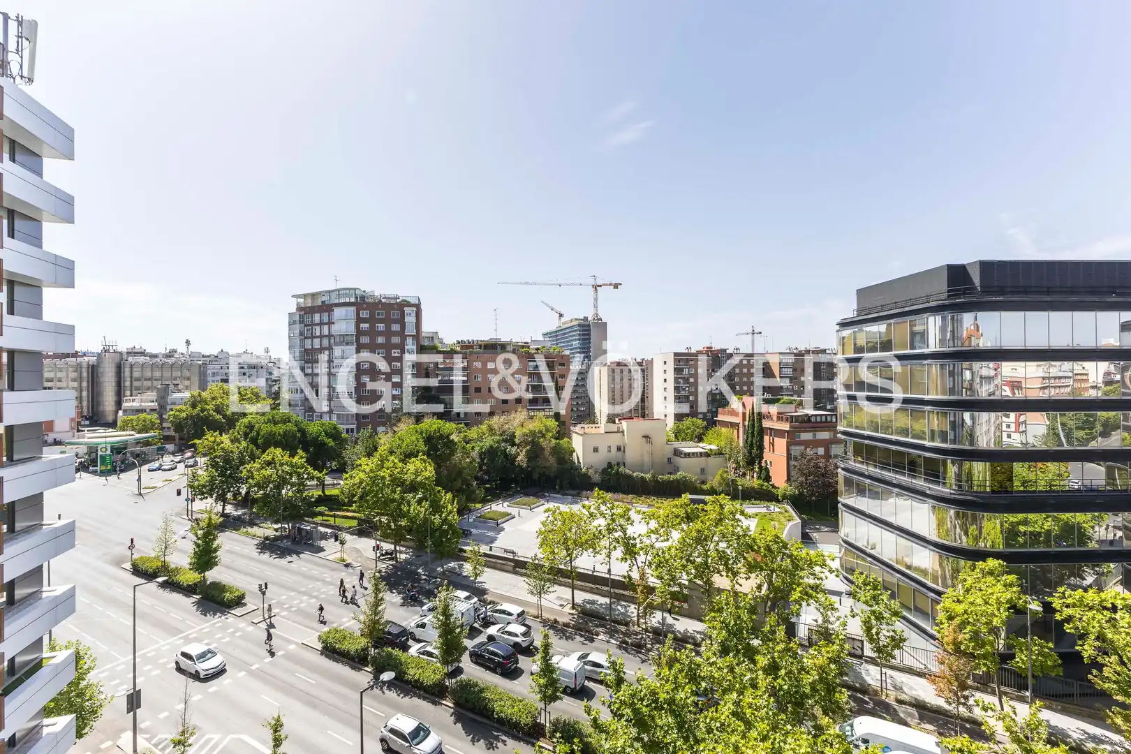 Flat for rent in Francisco Silvela, El Viso