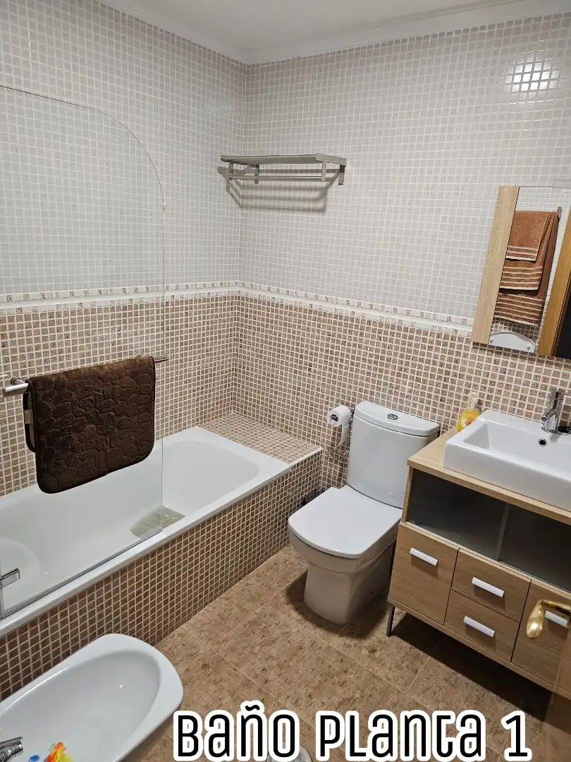 Baño de Casa adosada en venta en El Ballestero, Albacete