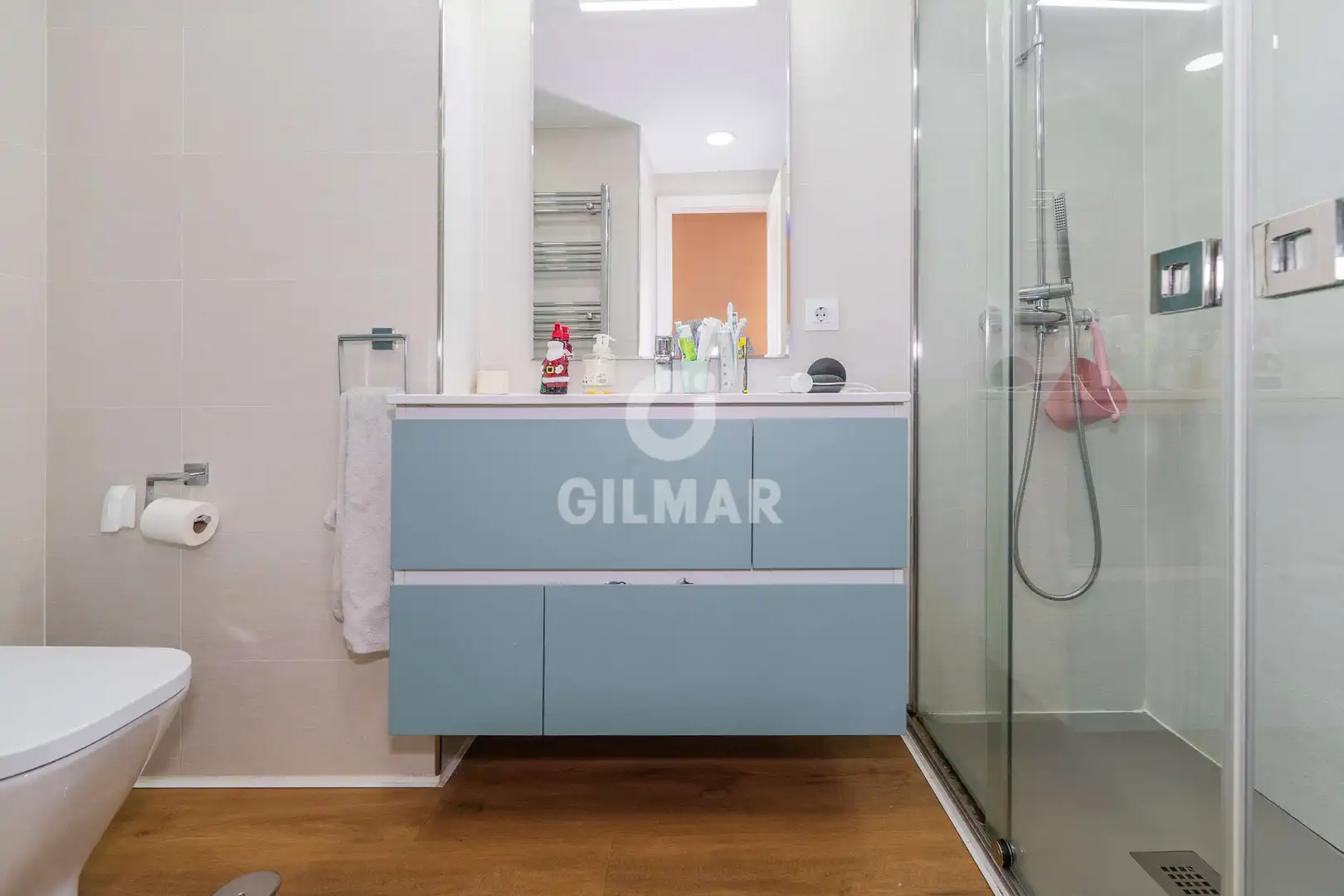Bathroom of Flat for sale in Madrid  with Heating, Private garden and Swimming Pool