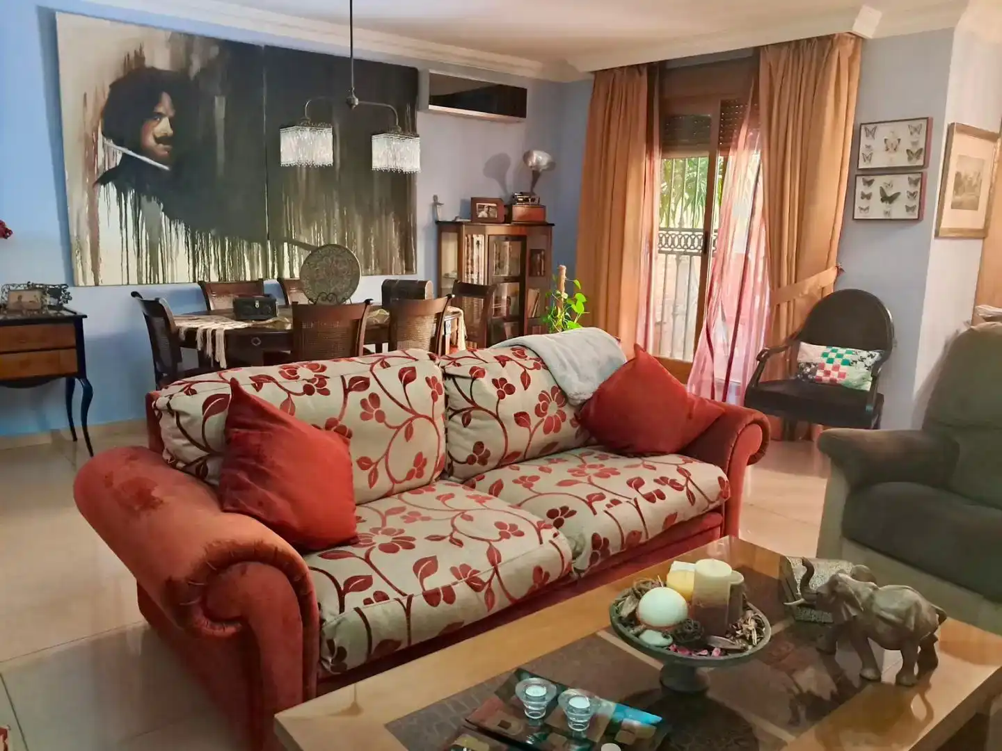 Sala d'estar de Casa o xalet en venda en Fuenlabrada amb Aire condicionat, Piscina i Balcó