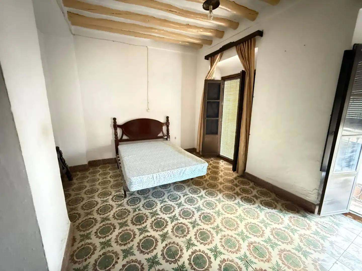 Habitación de Casa o chalet en venta en Alameda con Trastero, Amueblado y Balcón