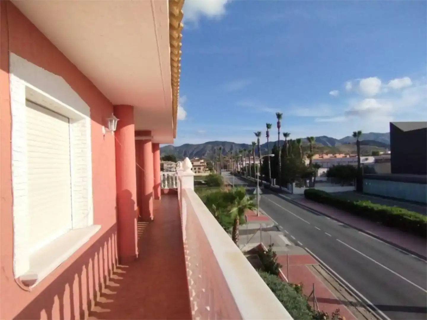 Vista exterior de Casa o xalet per a compartir en Benferri amb Jardí privat, Piscina i Moblat