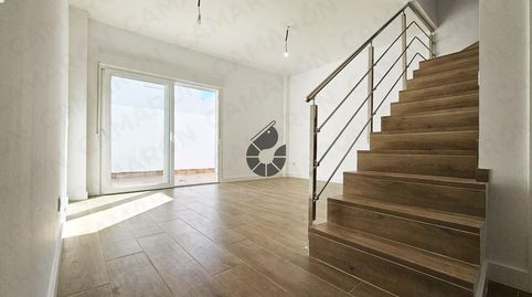 Foto 5 de Casa adosada en venta en Castilleja de la Cuesta, Sevilla