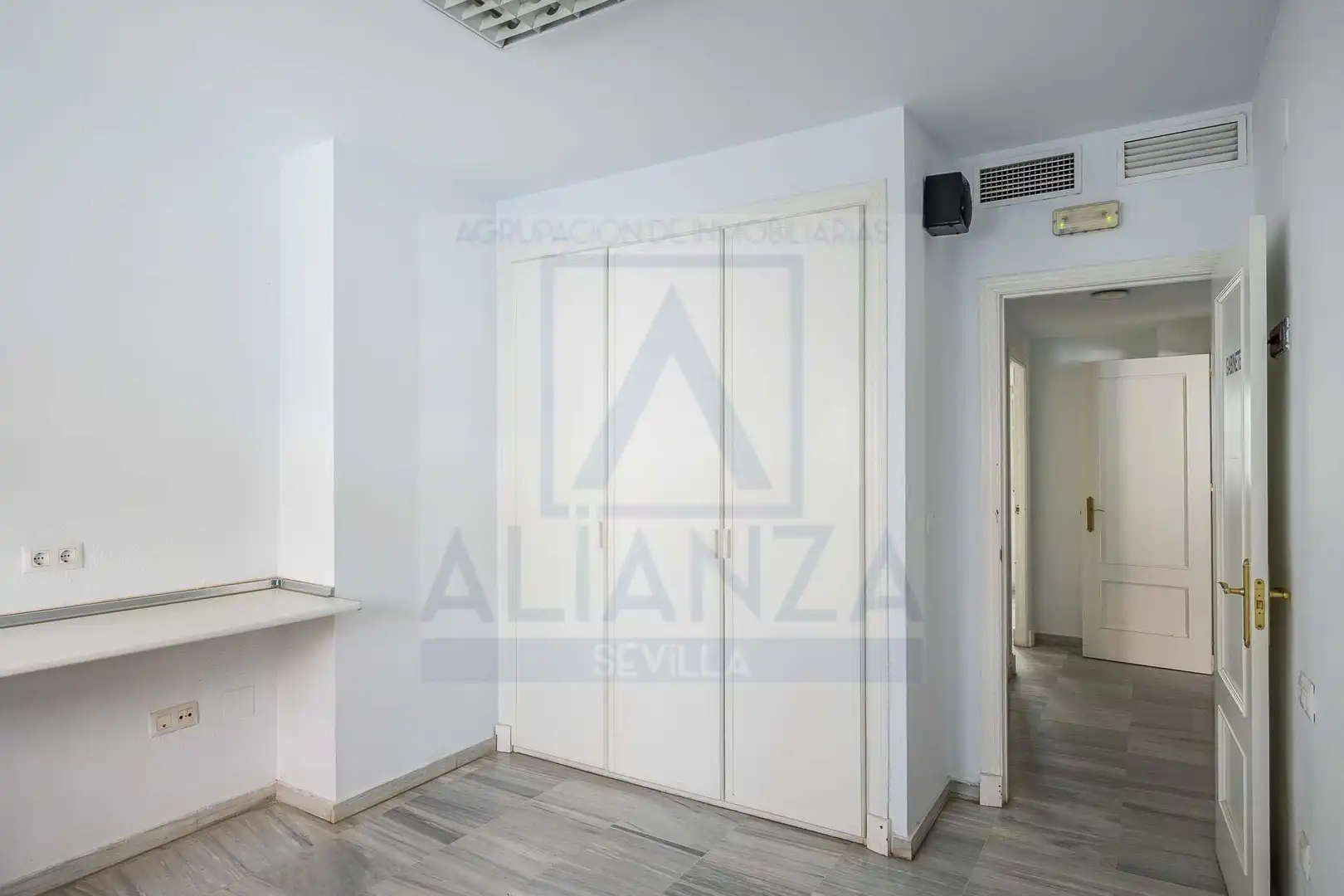 Habitación de Piso en venta en Camas con Aire acondicionado