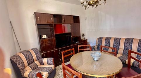 Foto 2 de Casa adosada de alquiler en Calle Florida, Alovera, Guadalajara