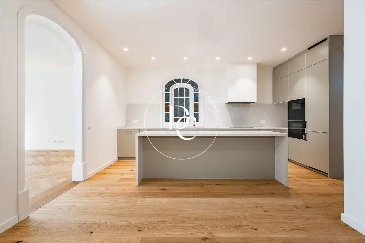 Küche von Wohnung zum Verkauf in Barcelona mit Klimaanlage, Heizung und Terrasse