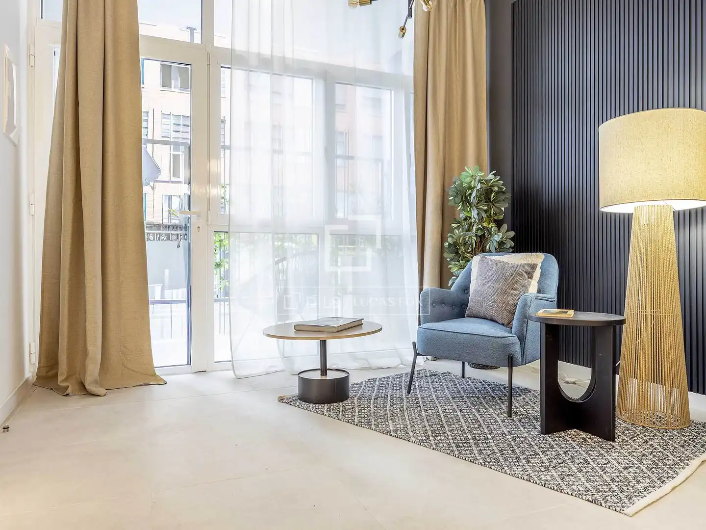 Living room of Flat for sale in Valencia  with Air Conditioner, Heating and Terrace