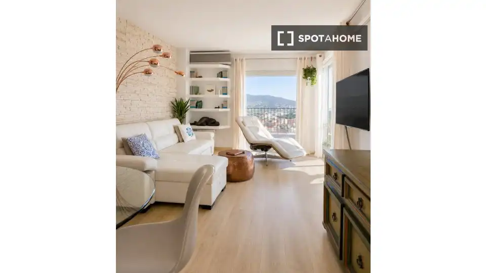 Sala d'estar de Apartament per a compartir en Montgat amb Aire condicionat, Terrassa i Moblat