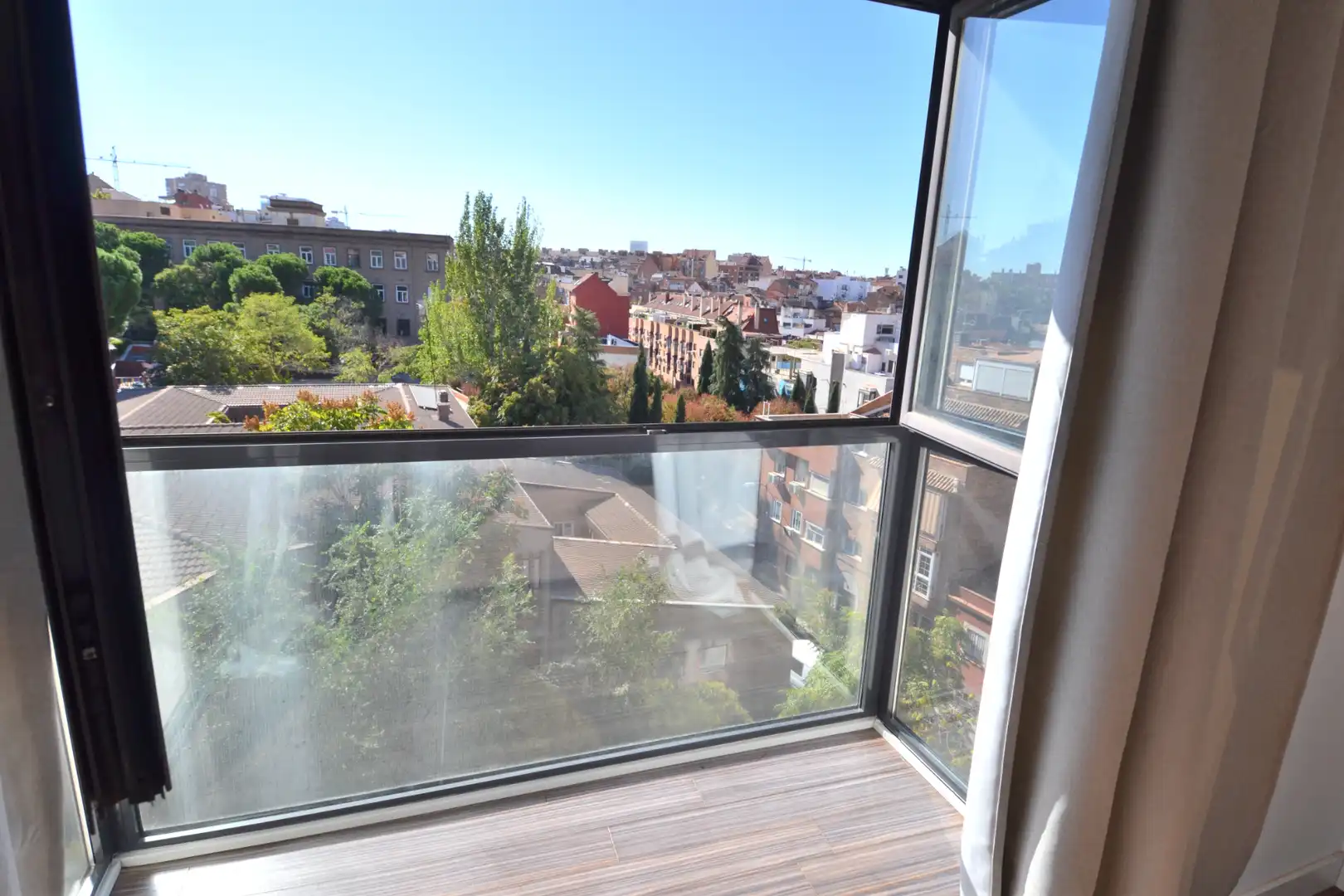 Apartment with terrace to rent in Calle de las Clavelinas, imagen 5