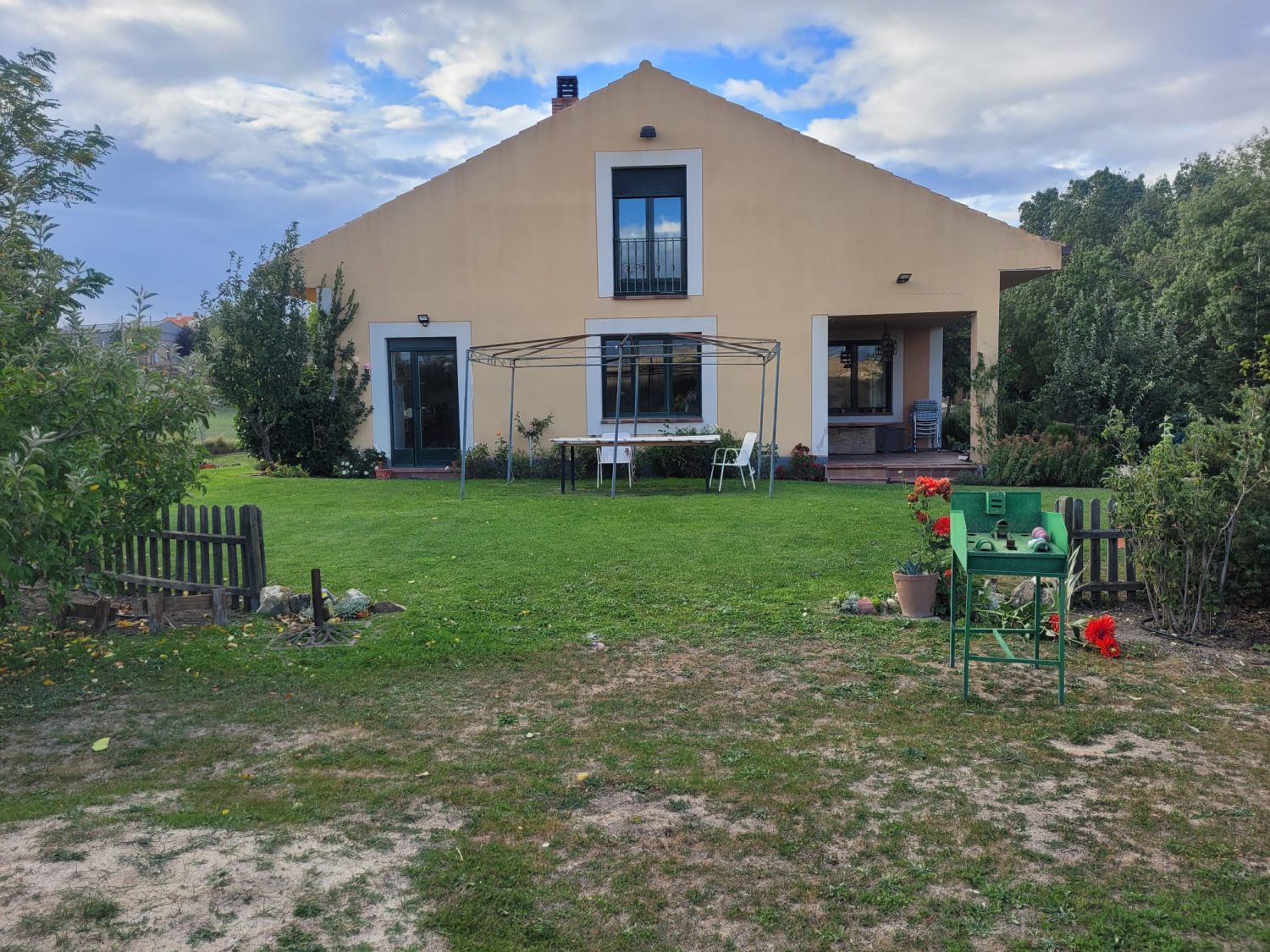Jardí de Casa o xalet en venda en Espirdo amb Calefacció, Terrassa i Traster