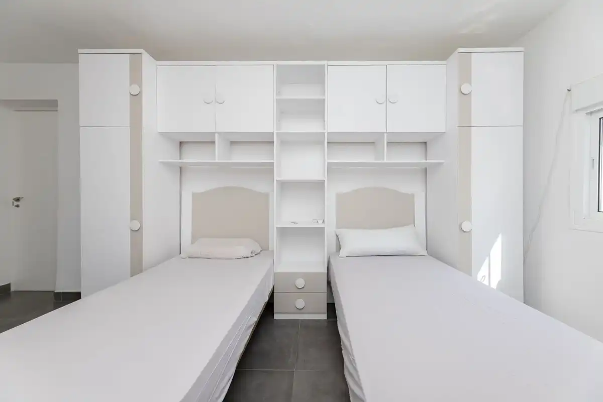Chalet con piscina en venta en Estepona Pueblo, imagen 24