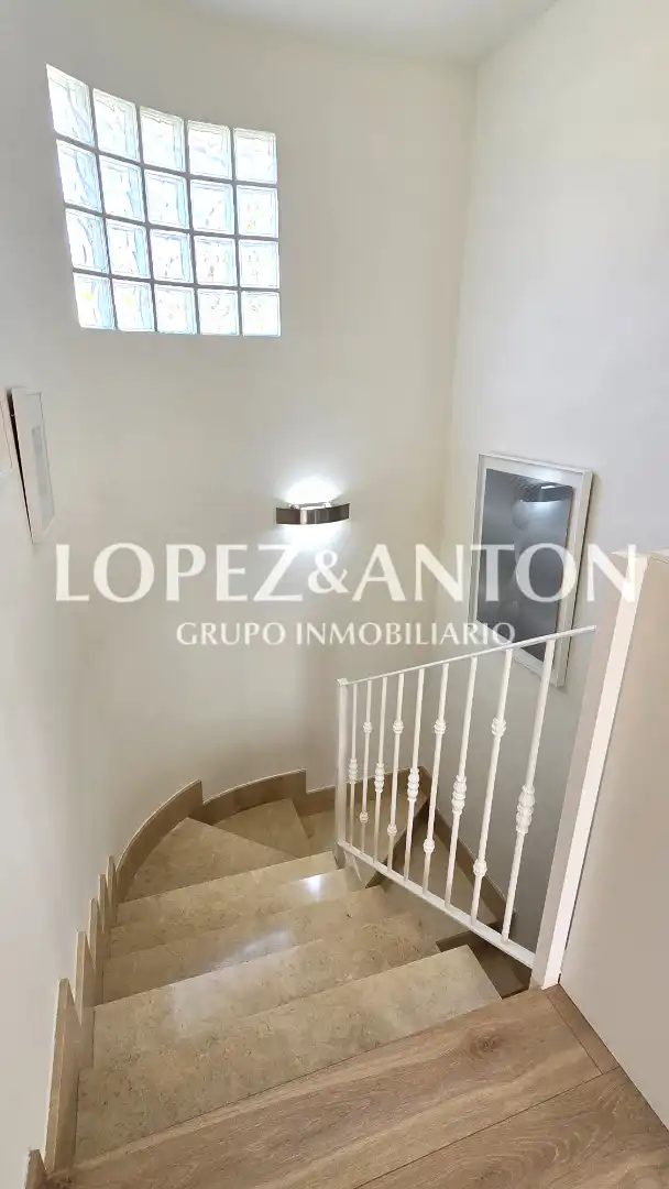 Houses for sale in L'Eliana  with Air Conditioner, Heating and Private garden