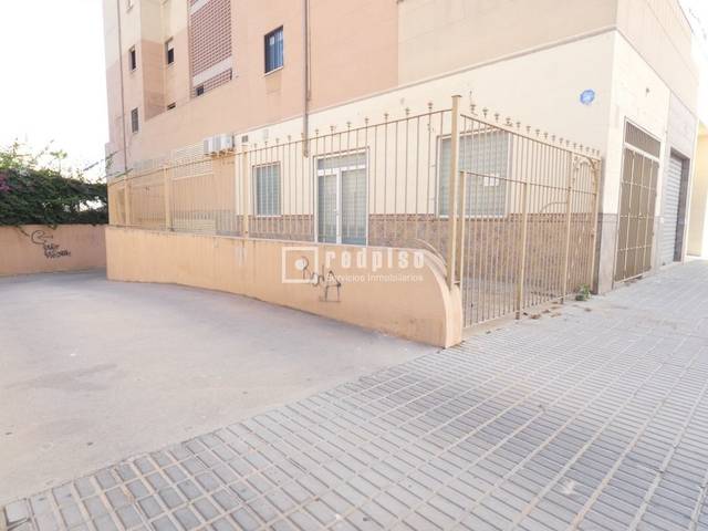 Local comercial en Venta en La Luz - El Torcal