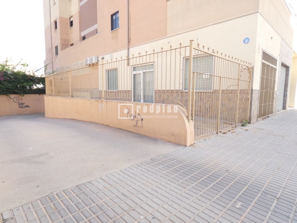 Vista exterior de Local en venta en Málaga Capital con Aire acondicionado