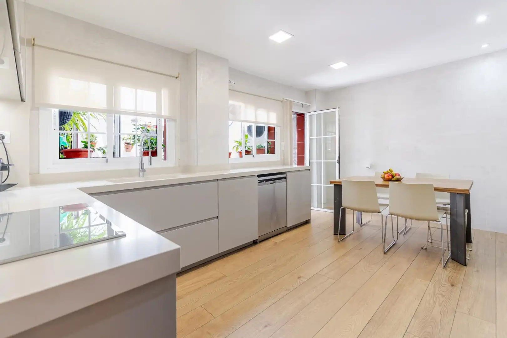 Cocina de Casa adosada en venta en Sagunto / Sagunt con Aire acondicionado, Calefacción y Terraza