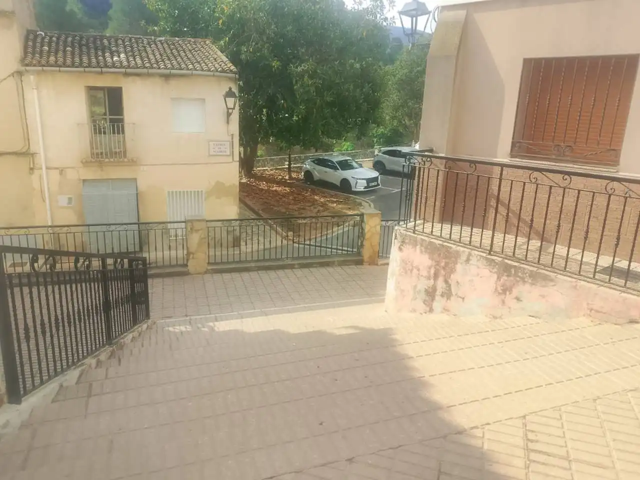 Vista exterior de Casa adosada en venda en Alfauir amb Terrassa i Moblat