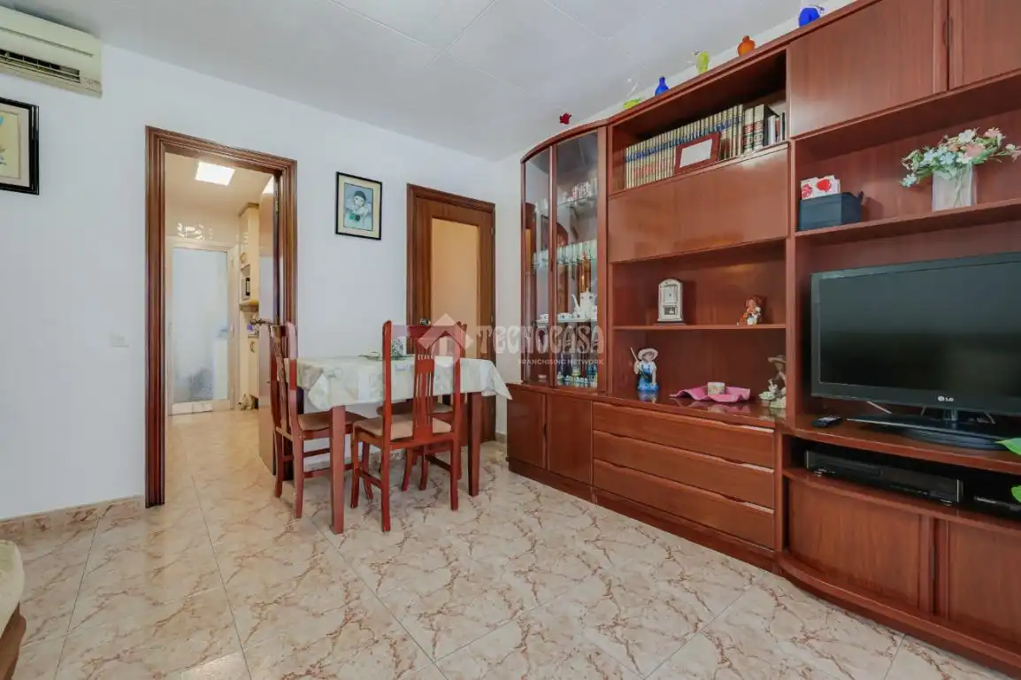 Wohnung mit Terrasse zum Verkauf in Salut - Lloreda, imagen 3